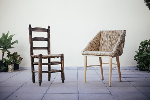 La silla tradicional de anea y "La Fresca". Foto de Marina M. Luna.